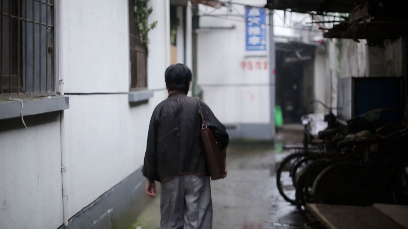 Images extraites du film de Yu CHEN "Touching point", durée 26 min, 20